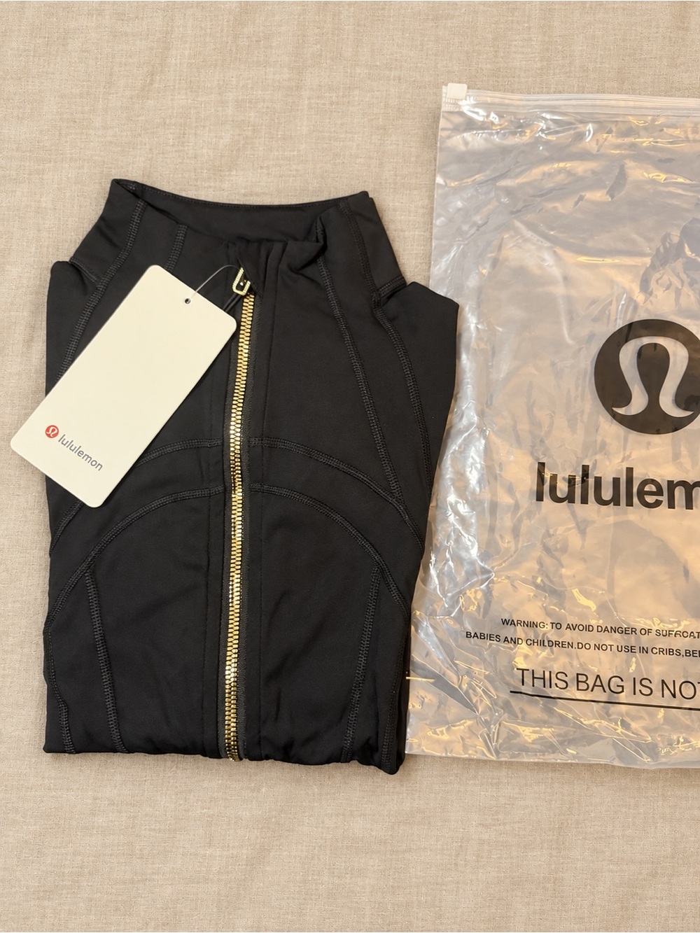 lululemon Athletica Jacket & Leggings Set [Black / Gold— Size 6